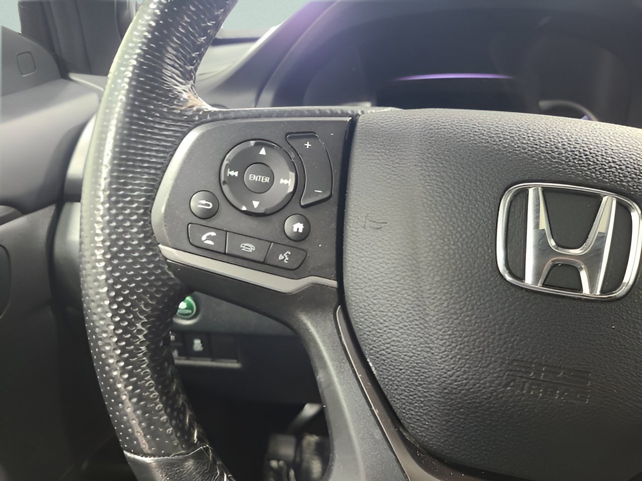 Used 2023 Honda Passport EX-L image 27