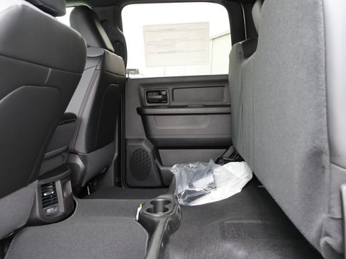 New 2026 RAM 3500 Tradesman AWD/4WD image 17