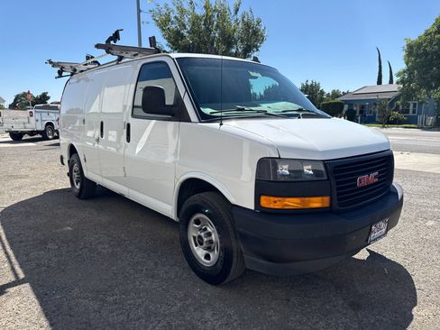 Used 2022 GMC Savana 2500 w/ Driver Convenience Package RWD image 7