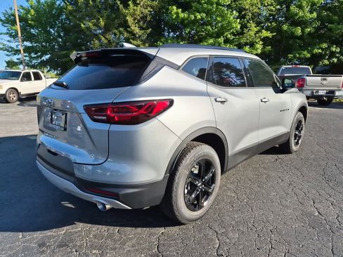 New 2026 Chevrolet Blazer LT w/ Convenience Package FWD image 7