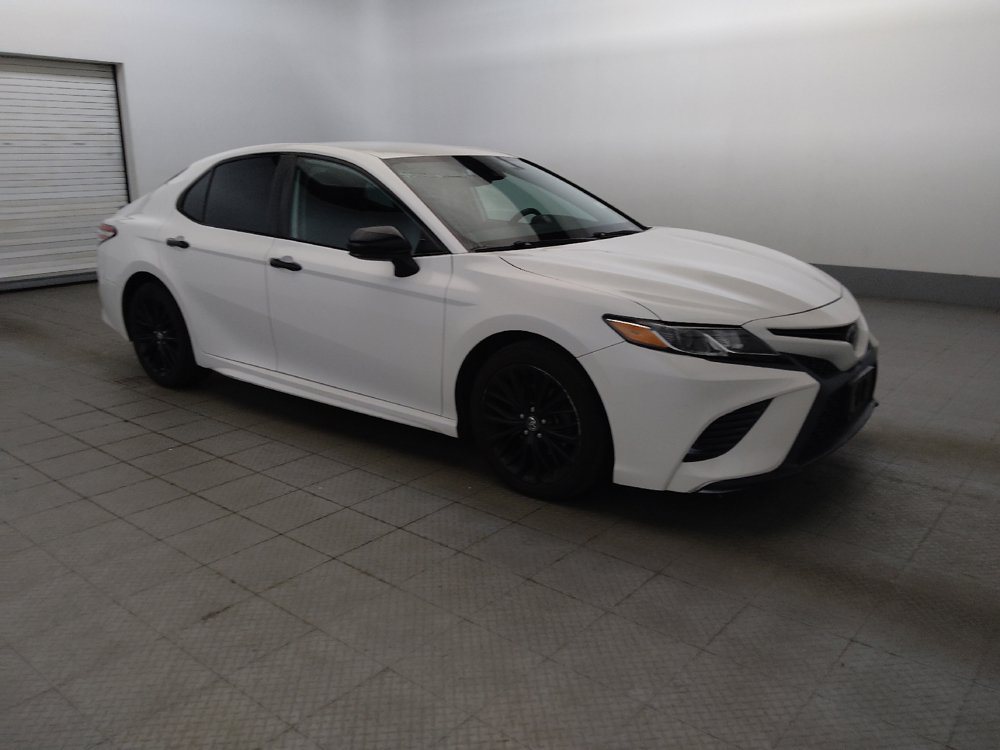 Used 2020 Toyota Camry SE FWD image 11