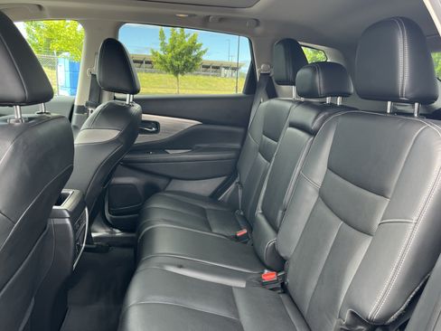 Used 2018 Nissan Murano SL w/ Moonroof Package AWD/4WD image 14