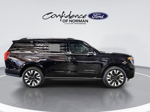 New 2026 Ford Expedition Platinum w/ Driver's Package AWD/4WD image 10