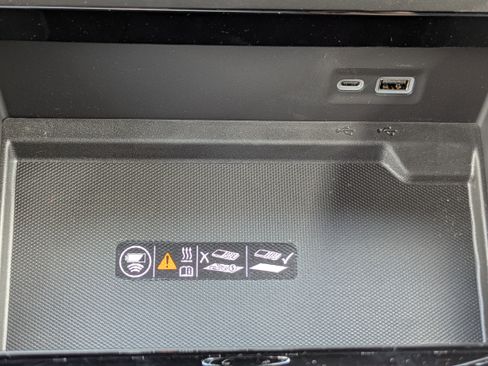 New 2026 GMC Yukon XL Elevation image 30