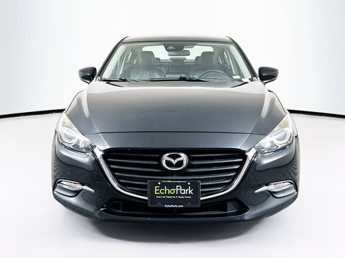 Used 2017 MAZDA MAZDA3 Touring FWD image 2