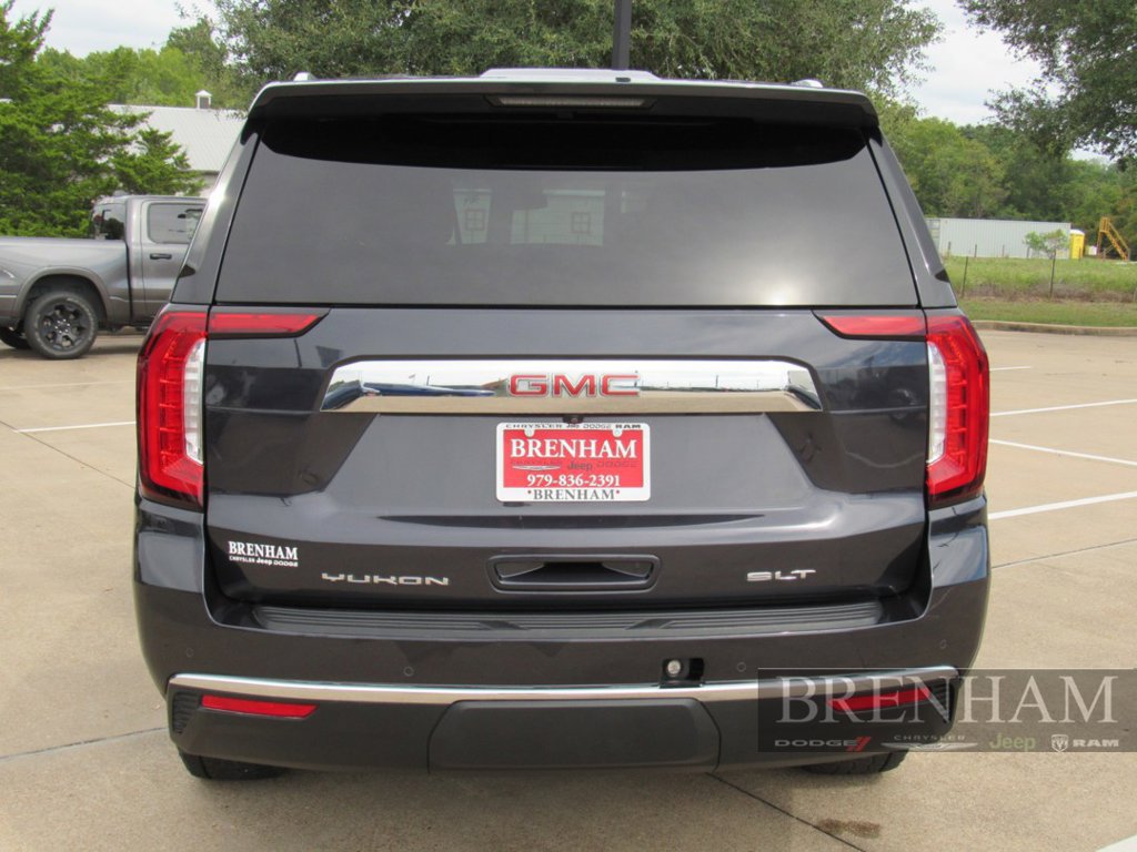 Used 2023 GMC Yukon XL SLT w/ SLT Luxury Package RWD image 5