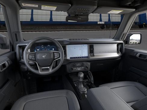 New 2026 Ford Bronco Badlands AWD/4WD image 9