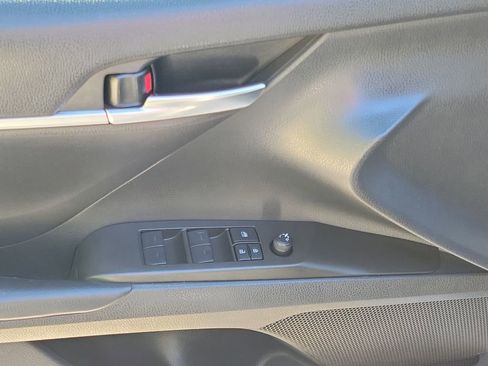 Used 2023 Toyota Camry LE image 19