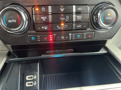 Used 2019 Ford F150 Lariat image 49