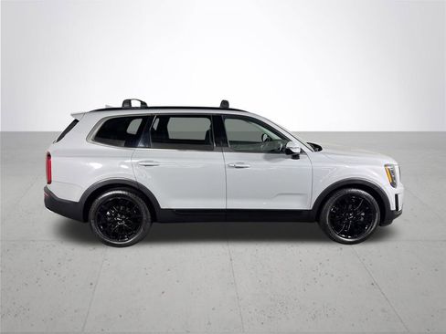 Used 2022 Kia Telluride SX w/ SX Prestige Package AWD/4WD image 5
