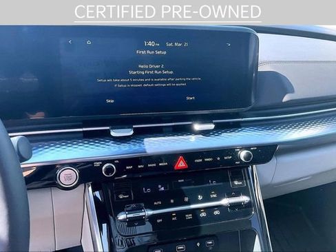Certified 2024 Kia Carnival SX Prestige image 6