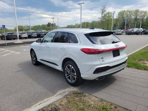 Used 2025 Audi Q5 Premium AWD/4WD image 5