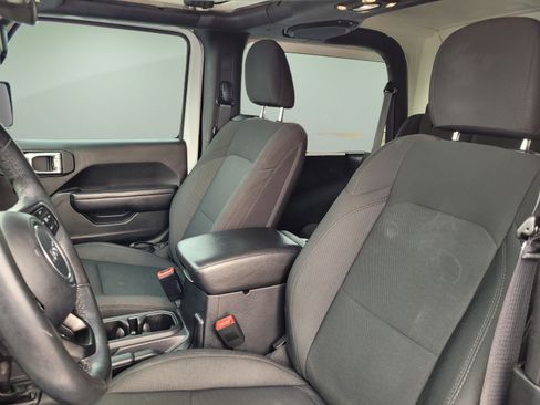 Used 2019 Jeep Wrangler Sport AWD/4WD image 26