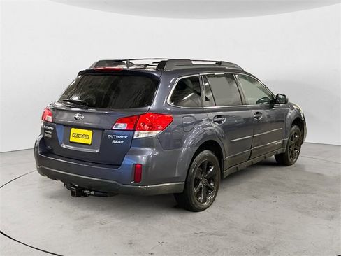 Used 2014 Subaru Outback 2.5i Premium w/ Moonroof Package image 5