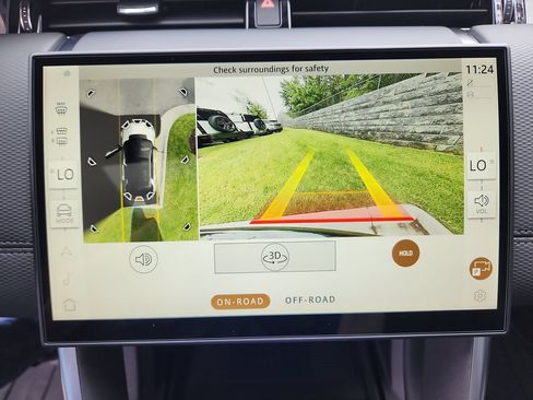 New 2026 Land Rover Discovery Sport Landmark AWD/4WD image 22