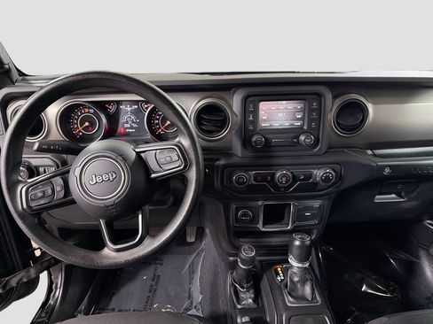 Used 2018 Jeep Wrangler Sport AWD/4WD image 22