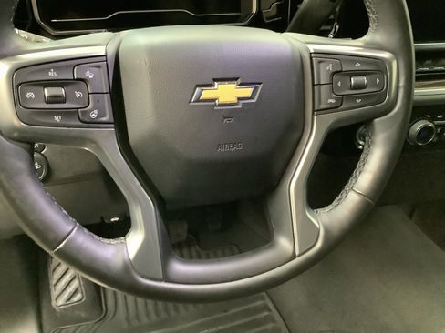 Used 2024 Chevrolet Silverado 1500 LT AWD/4WD image 17