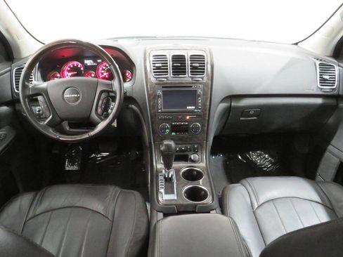 Used 2012 GMC Acadia Denali image 17