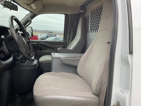 Used 2022 Chevrolet Express 2500 w/ Driver Convenience Package image 16