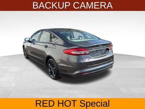 Used 2018 Ford Fusion SE image 5