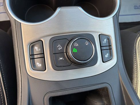 Used 2019 GMC Terrain Denali w/ Driver Alert Package II AWD/4WD image 17