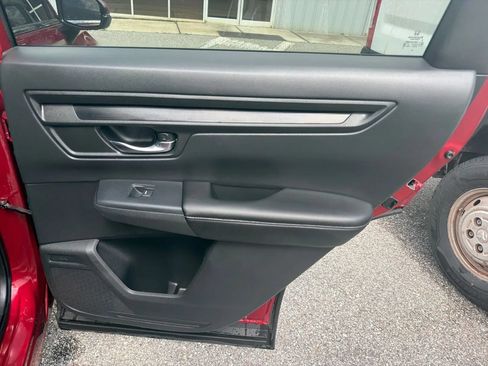 Used 2025 Honda CR-V LX image 19