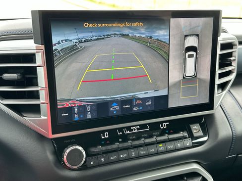 Used 2024 Toyota Sequoia Platinum image 17