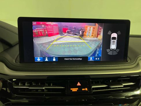 Certified 2025 Acura MDX SH-AWD w/ Technology Package image 17