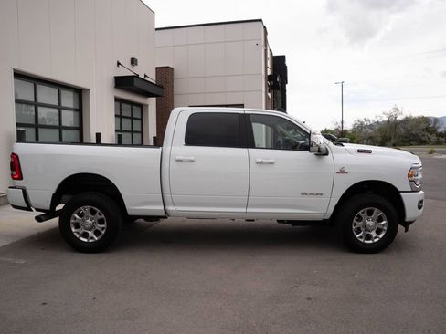 Used 2024 RAM 2500 Laramie AWD/4WD image 12