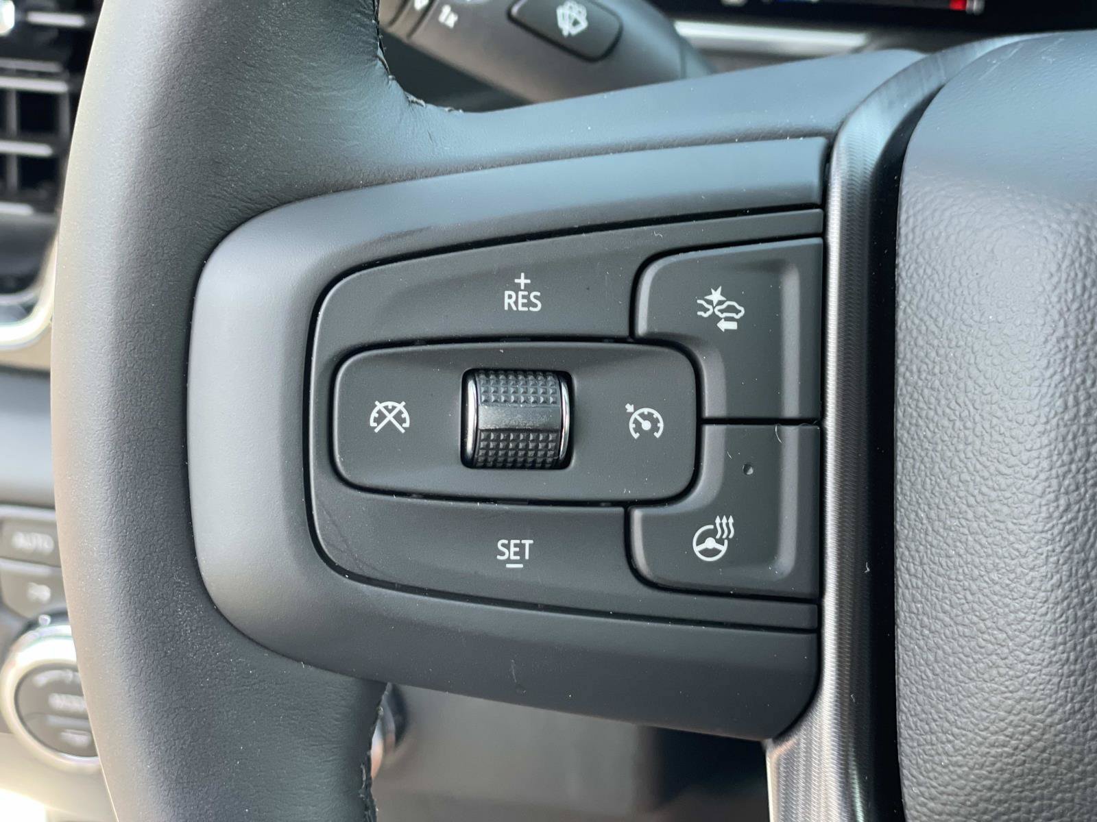 New 2026 GMC Sierra 2500 Denali Ultimate AWD/4WD image 11