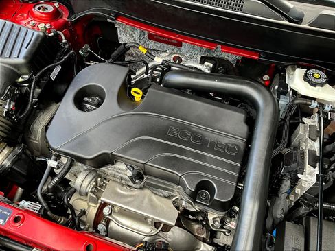 Used 2024 Chevrolet Equinox LT image 36