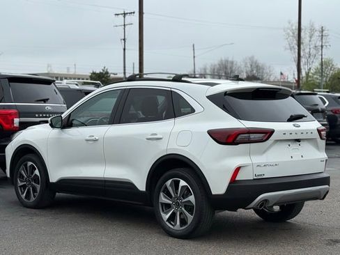 Used 2023 Ford Escape Platinum AWD/4WD image 43
