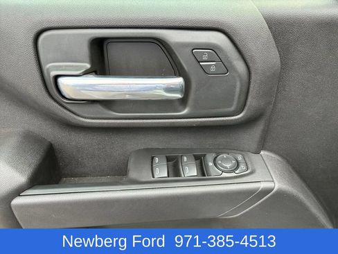 Used 2025 GMC Sierra 3500 Pro w/ Convenience Package AWD/4WD image 12