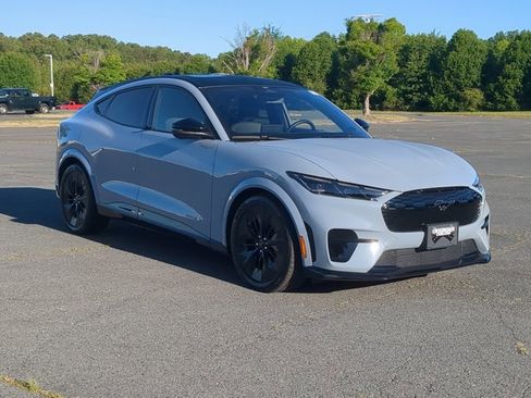 Certified 2025 Ford Mustang Mach-E GT AWD/4WD image 2
