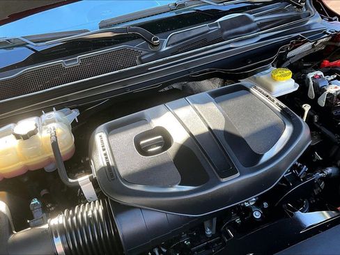 Used 2025 RAM 1500 Laramie image 34