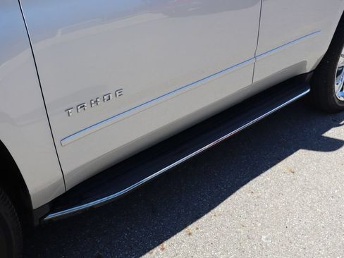 Used 2019 Chevrolet Tahoe Premier AWD/4WD image 30
