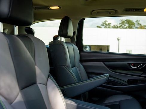 Certified 2024 Subaru Ascent Onyx Edition image 9
