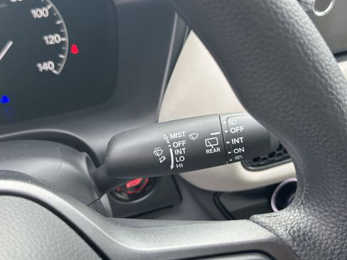 New 2026 Honda HR-V LX image 17