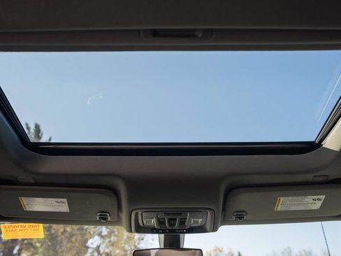 Used 2021 Chevrolet Silverado 1500 RST image 35