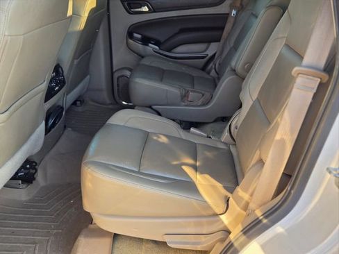 Used 2016 Chevrolet Tahoe LT RWD image 11