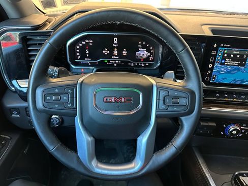 Used 2025 GMC Sierra 1500 Elevation w/ Elevation Premium Package AWD/4WD image 2