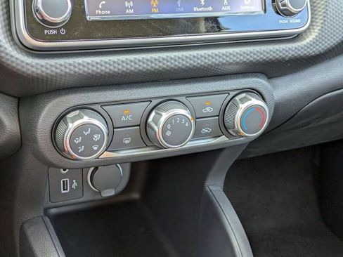 New 2025 Nissan Kicks Play S FWD image 22