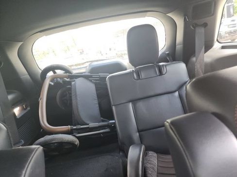 Used 2025 Ford Explorer ST-Line AWD/4WD image 33
