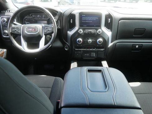 Used 2021 GMC Sierra 1500 Elevation w/ LPO, Elevation Black Package AWD/4WD image 18