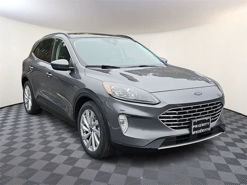 Used 2021 Ford Escape Titanium w/ Titanium Elite Package image 3