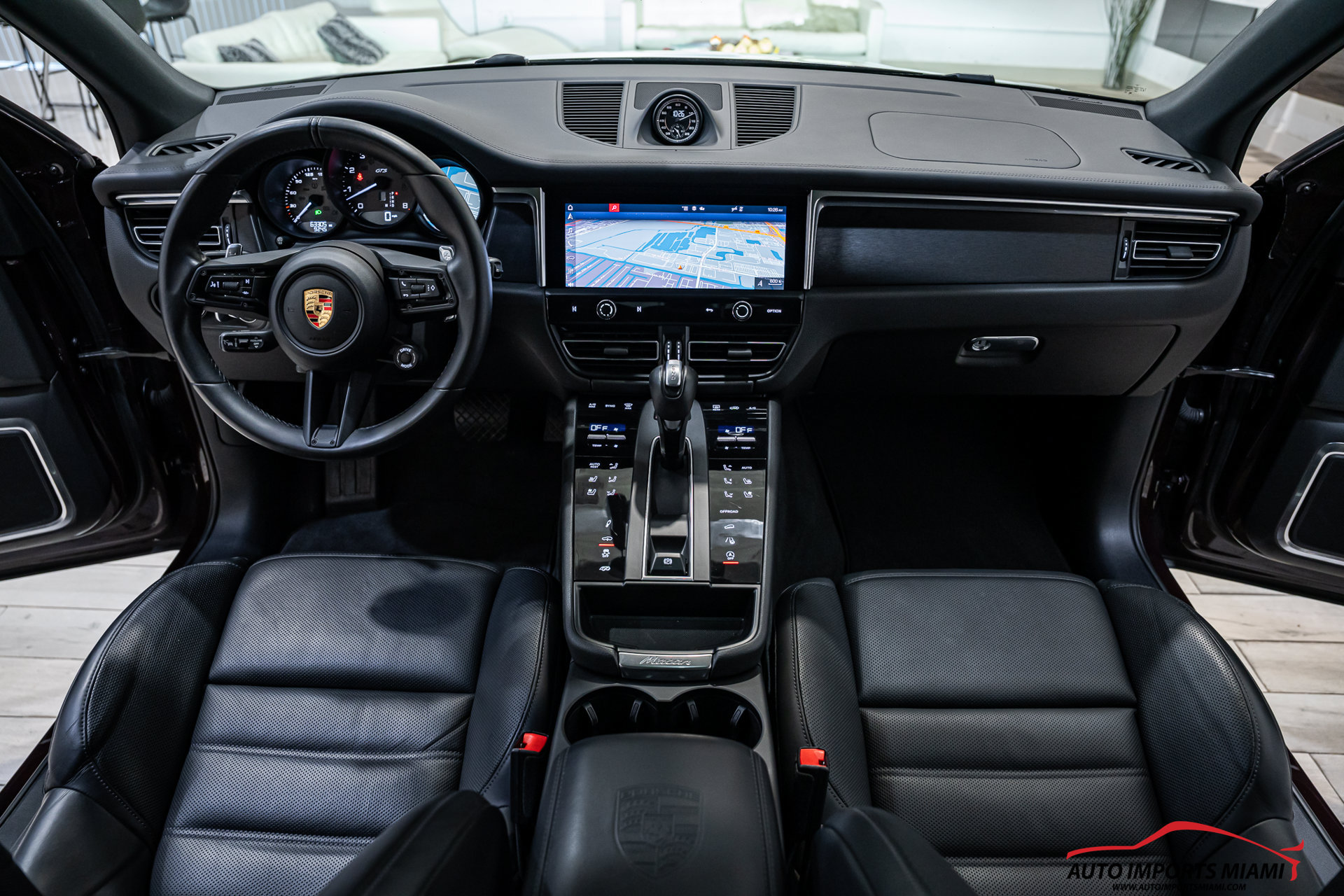 Used 2023 Porsche Macan GTS w/ Sport Chrono Package AWD/4WD image 59