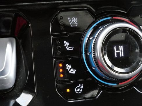 Used 2024 GMC Sierra 1500 Denali image 28