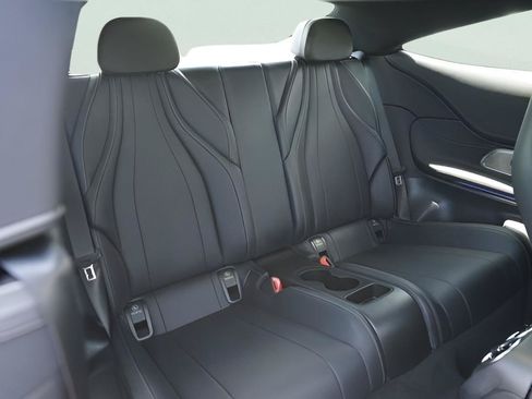 Used 2024 Mercedes-Benz CLE 300 4MATIC Coupe image 13