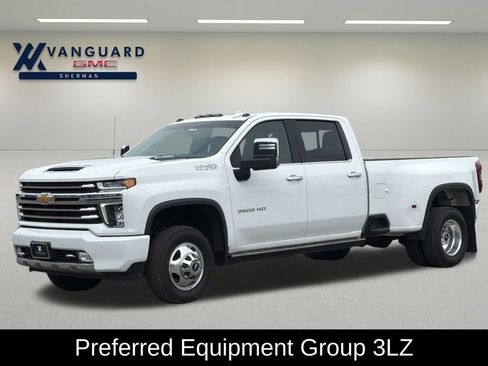 Used 2023 Chevrolet Silverado 3500 High Country AWD/4WD image 3