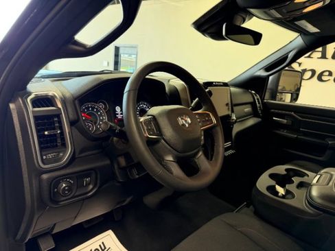 Used 2026 RAM 2500 Big Horn AWD/4WD image 14